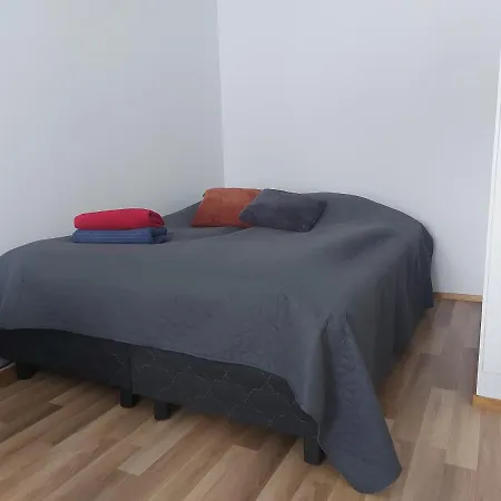Viihtyisae Yksioe Keskustan Laehettyvillae Apartamento *